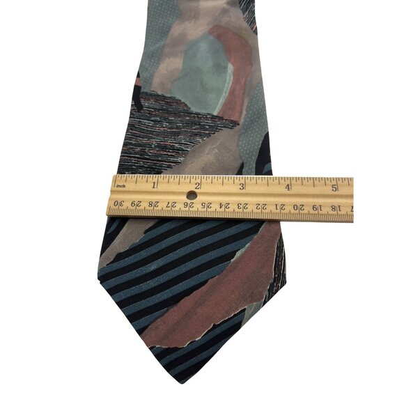 Halston III Vintage Abstract Pattern Silk Tie 13J - Picture 2 of 3